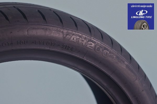 Vỏ lốp ô tô LingLong 215/45R18 SPORT MASTER