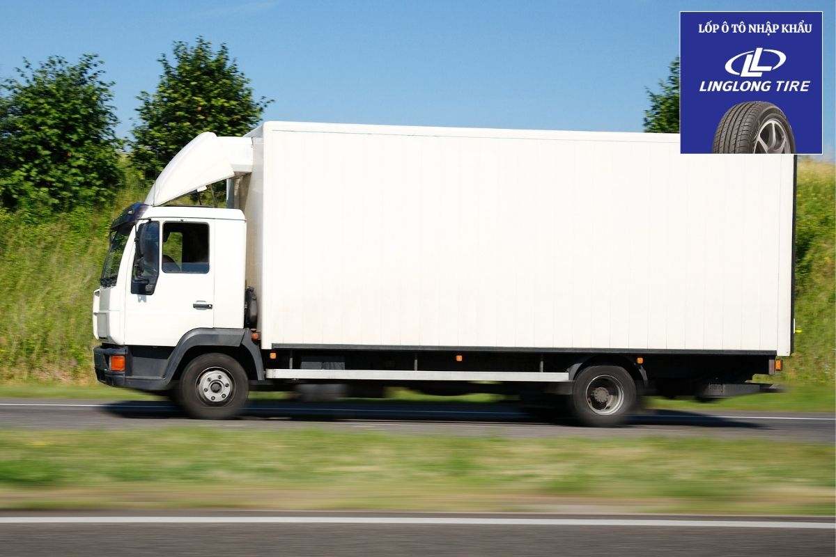 Có nên thay cả 4 lốp ô tô cùng lúc?