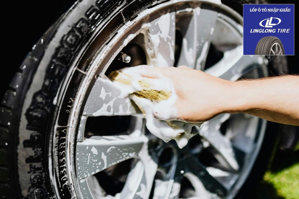 Tại sao cần làm bóng lốp xe ô tô?