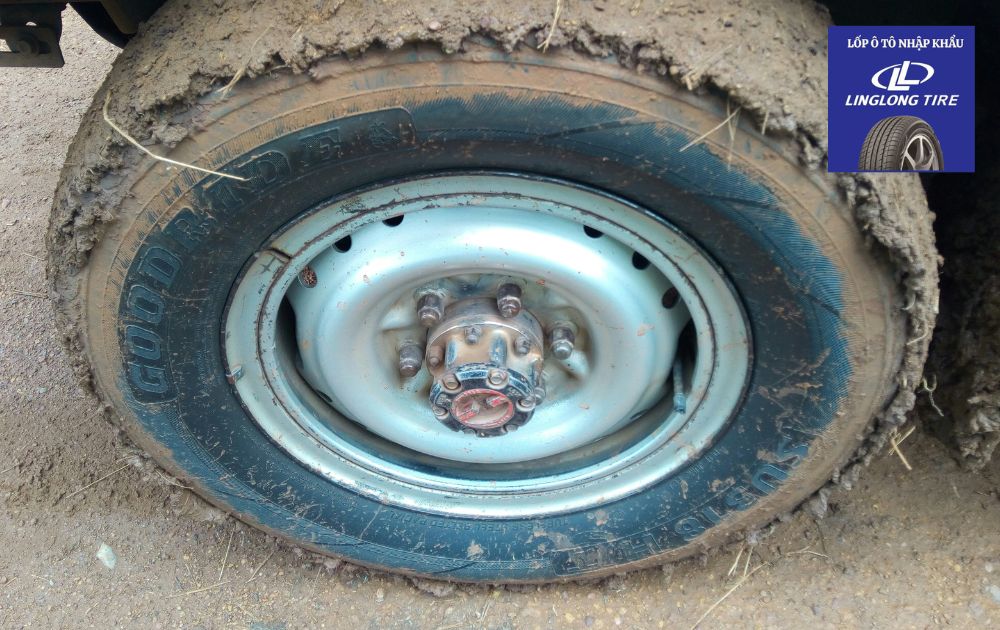 Hiệu suất lốp xe trên đường xấu là gì?