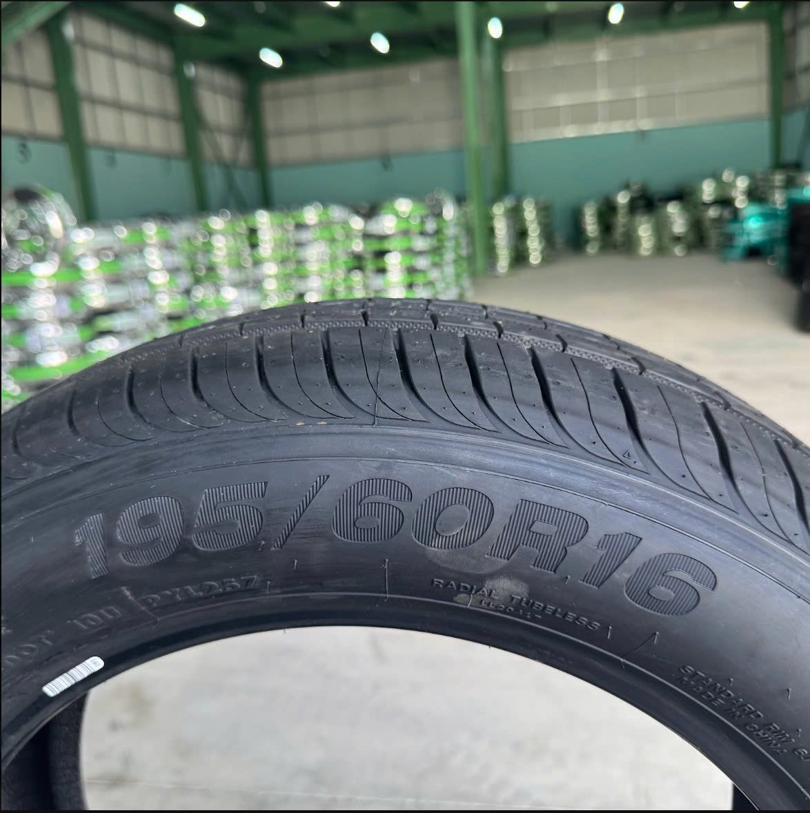 Lốp 195/60R16 cho Suzuki XL7